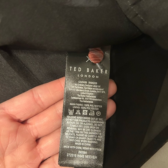 NWT Ted Baker Neeveh Floral Mock Neck Blouse – Size 1 (Fits US 2–4) - Picture 3 of 6